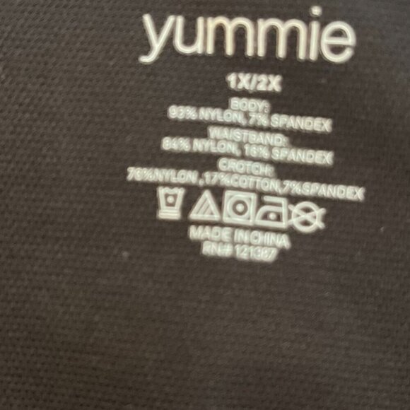 Yummie Plus-Size Tummie Shapewear  Sz 1x/2x - Picture 4 of 6